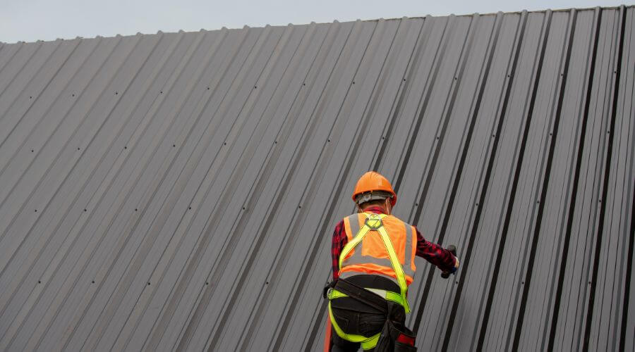 Professional gutter cleaning in Asher, OK